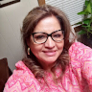 Meet your Posher, Francisca